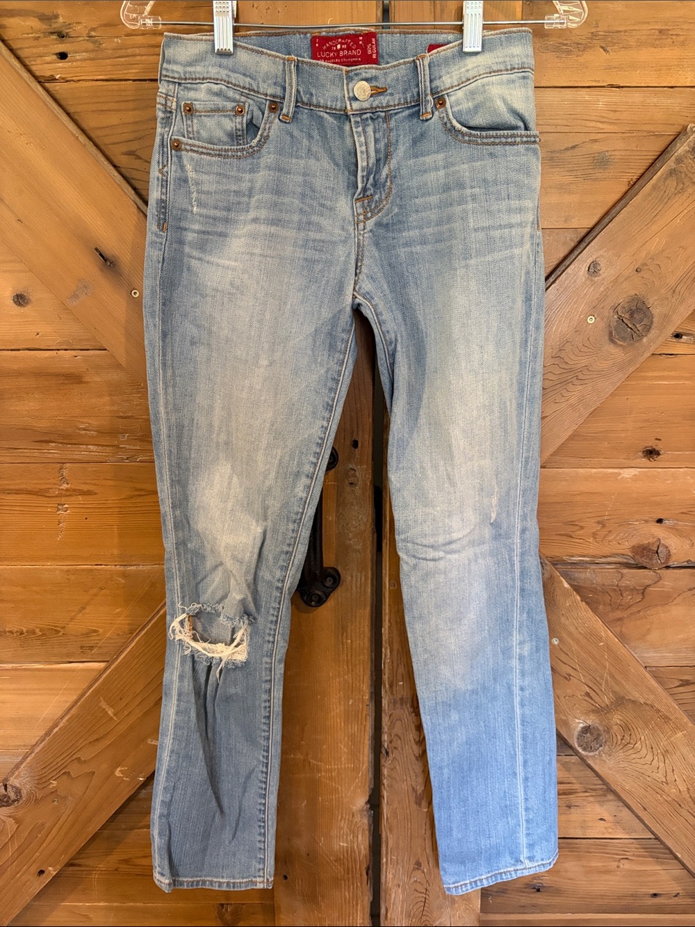 Lucky Brand Light Blue Straight Leg Jeans with Knee Rip